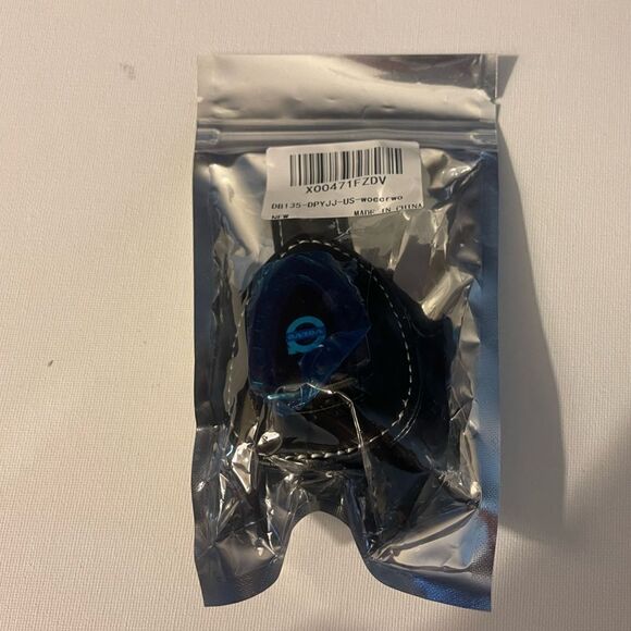 Volvo Logo Sunglass Holder for Car Black PU Leather NWT - Picture 11 of 11